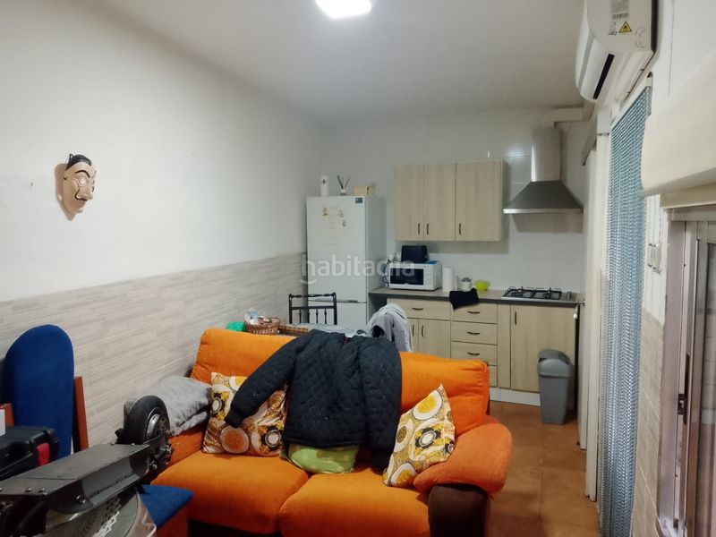 Foto 5ac182f5-fa2a-4f05-8aeb-f5fd4c9682f0. Casa amb aparcament a PAU 2-600 Puertollano