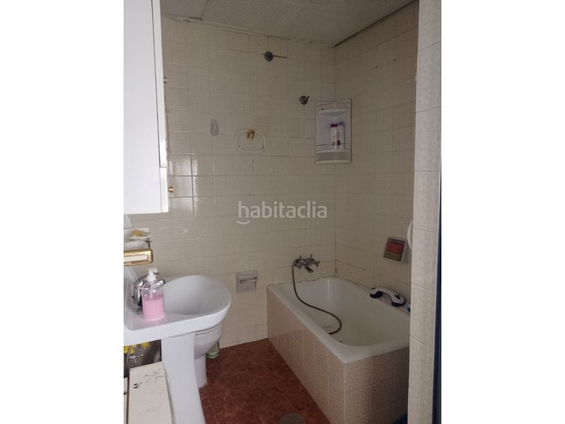 Foto b9a763a7-cf50-48c7-9161-ecf386d4baab. Casa amb aparcament a PAU 2-600 Puertollano