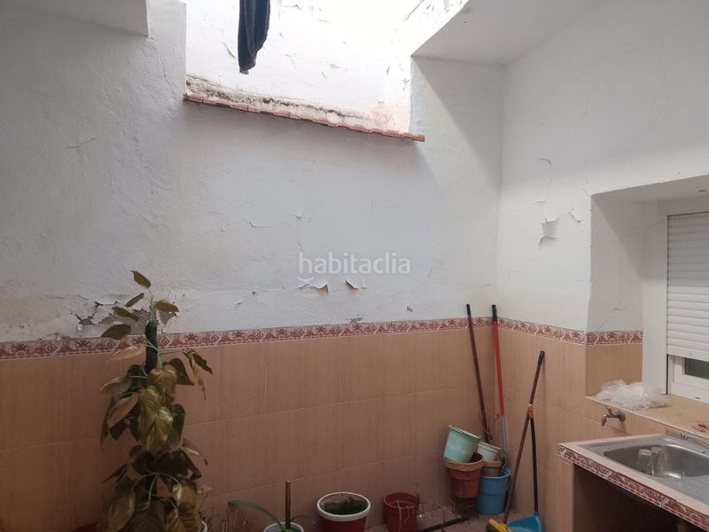 Foto f566bf2c-d7c1-421d-a57b-9a78a694e71f. Casa amb aparcament a PAU 2-600 Puertollano