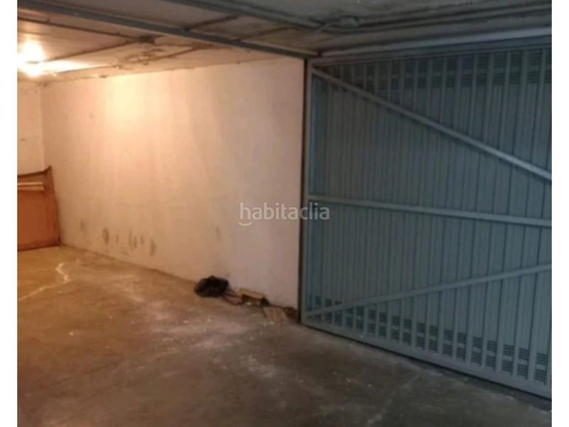 Foto bfd081fa-8dc2-4ff5-9370-840cac46803f. Aparcament cotxe a Centro Puertollano