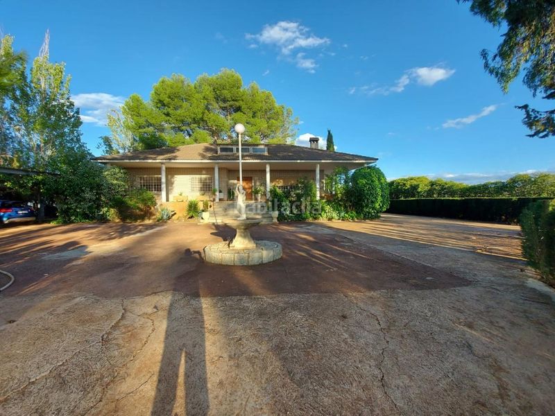 Foto 02edd1fa-b877-4708-8fac-059405745d7a. Chalet mit pool in Argamasilla de Calatrava