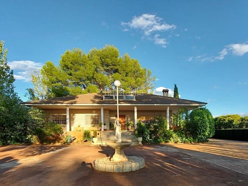 Foto 60e7a168-7080-4227-ba48-51197f9183cc. Chalet mit pool in Argamasilla de Calatrava