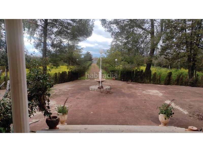 Foto 80b07ed8-e513-4816-b863-91a70a7ff175. Chalet mit pool in Argamasilla de Calatrava