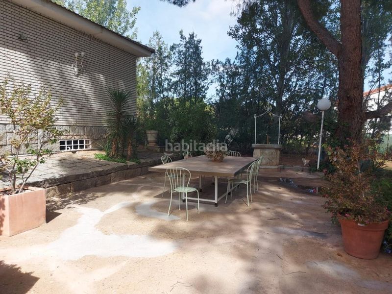 Foto b7a2dba7-b3f1-4bb9-b45c-18158f671b43. Chalet mit pool in Argamasilla de Calatrava