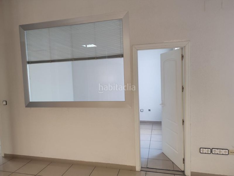 Foto 4707cc75-7dcf-4b8c-96e2-1e6bcc9a9b48. Local comercial a Centro Puertollano