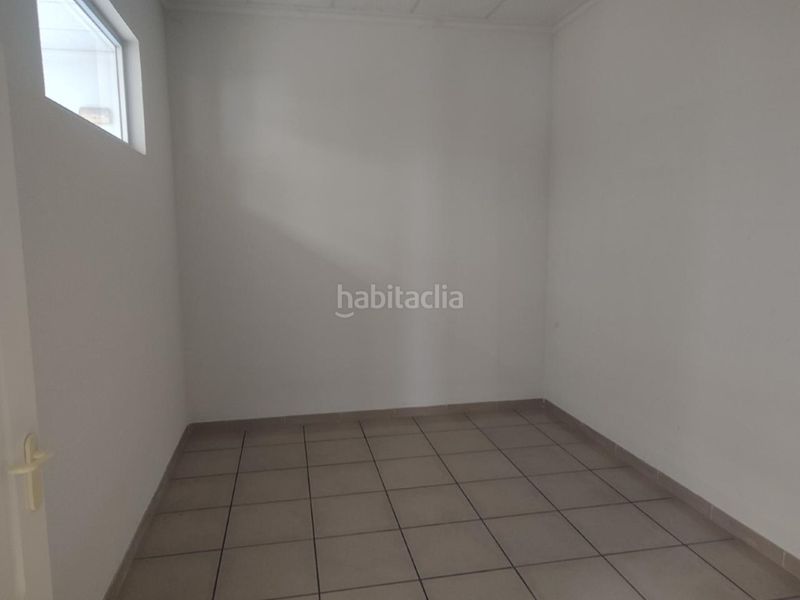Foto 789df187-9b9e-4720-9d85-bf541754876b. Local comercial a Centro Puertollano