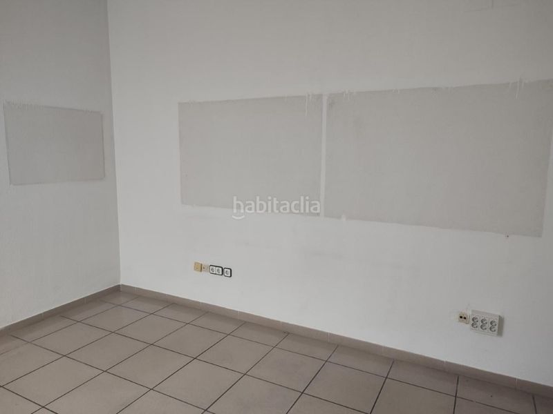 Foto 9aafeea7-d32f-450d-8de3-6b88e7d476e9. Local comercial a Centro Puertollano