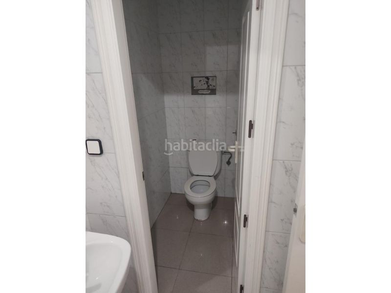 Foto eadb7206-cfcb-42f3-9254-76f6d0df4bd1. Local comercial a Centro Puertollano