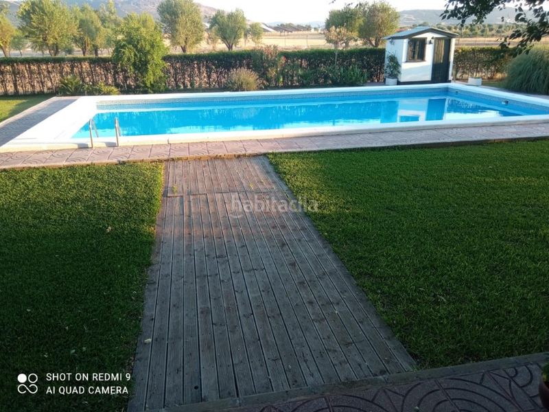 Foto fcfa64cc-1713-4518-ab81-ea99904757b0. Chalet mit parking pool in Argamasilla de Calatrava