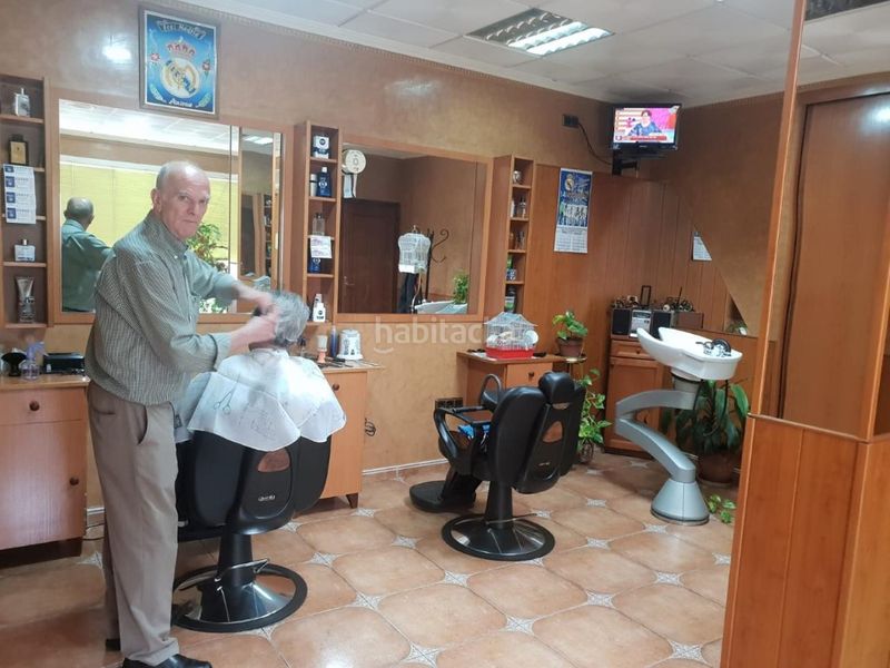 Foto 06fa0eb0-7b05-494c-891e-d0f7e5e052cf. Local comercial a Centro Puertollano