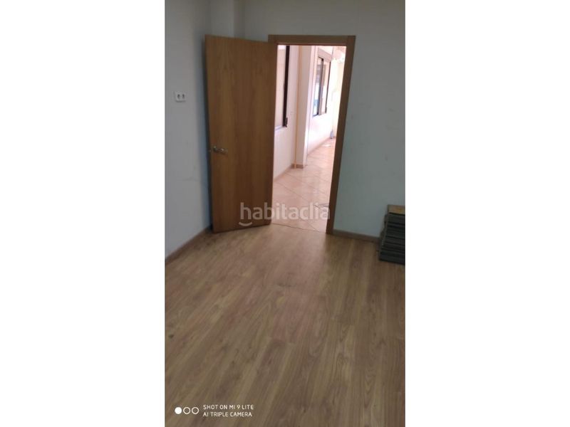 Foto a0b81e7a-0804-4cb1-b9a1-e7345c8e407d. Local comercial a Centro Puertollano
