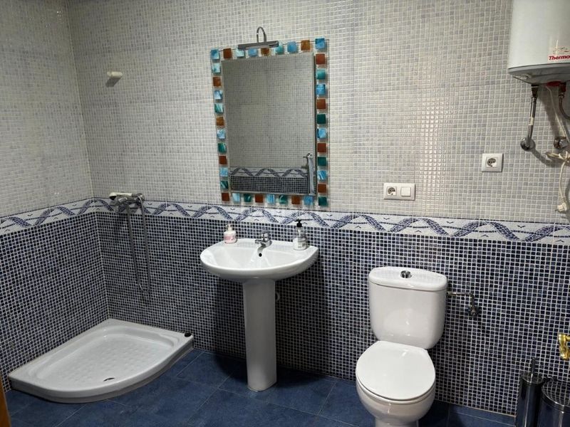 Foto def41bf2-ef17-4b10-ac62-76643955b0e6. Local comercial a Centro Puertollano