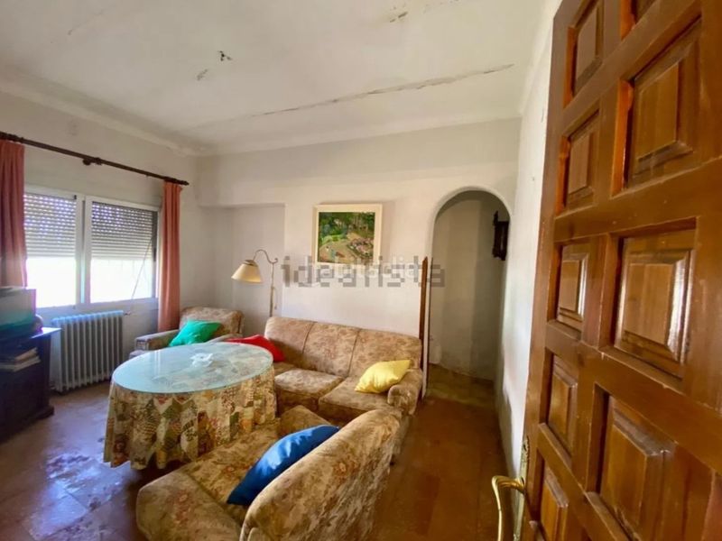 Foto 140559cd-6737-4849-bbc2-104a567dc2c9. Casa amb aparcament a Argamasilla de Calatrava