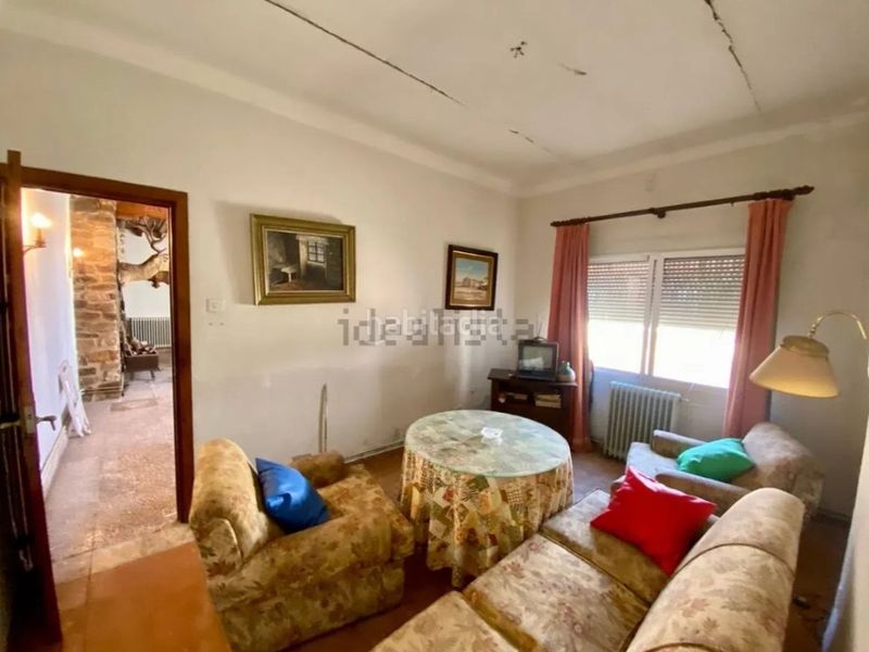 Foto 91f81080-e61d-488e-a137-35411576af3f. Casa amb aparcament a Argamasilla de Calatrava