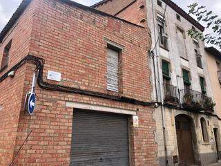 Building  Carrer de la passió. Carcassa en venda