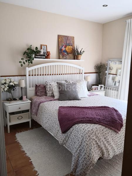 Foto 09e84d6a-02c9-4a03-ae06-4eaae0b93dee. Maison jumelée avec cheminée chauffage parking piscine dans Manlleu