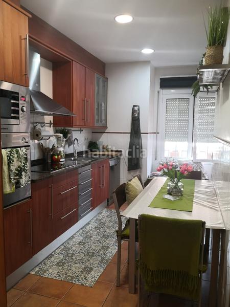 Foto a0b7d4ba-efe5-48f6-b1d6-931329604ac7. Maison jumelée avec cheminée chauffage parking piscine dans Manlleu