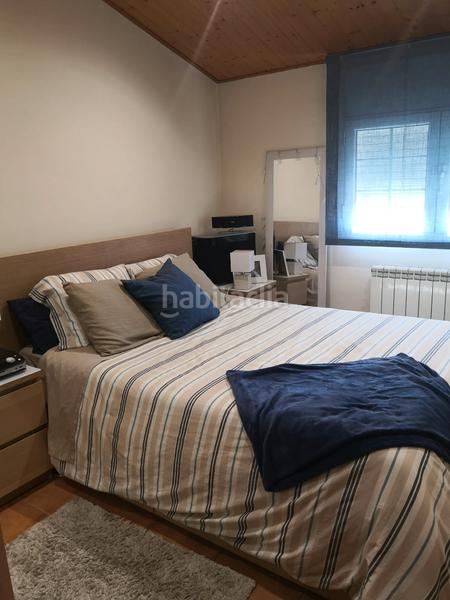 Foto a7be1503-15ad-4e35-942d-085a48d5a458. Maison jumelée avec cheminée chauffage parking piscine dans Manlleu