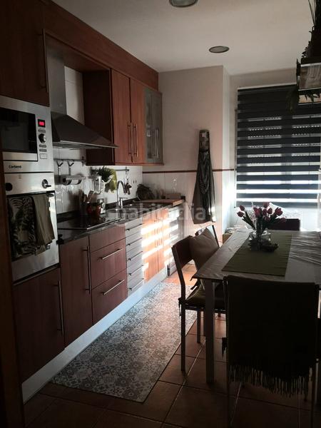 Foto eb562658-3b32-431b-8910-46da1a9b6750. Maison jumelée avec cheminée chauffage parking piscine dans Manlleu