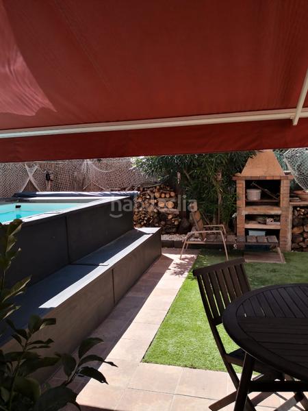 Foto f7fbaedf-fcb1-475b-904a-a99d60dfdc0a. Maison jumelée avec cheminée chauffage parking piscine dans Manlleu