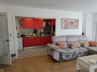 Flat  Carrer dels estudis. Piso reformado en el centro de torelló