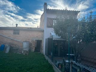 Chalet à Centre. Casa per reformar a la guixa