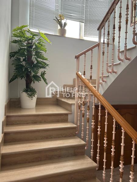 Foto bbe7e471-9152-48f9-b1be-80ef4888d8ac. Chalet con camino riscaldamento parcheggio in Park Nord - Casona Gandia