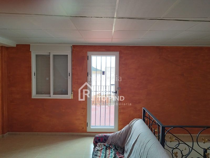 Foto 5eedf0e4-6909-4548-9cd9-9a2d03849972. Casa a schiera con parcheggio in Palma de Gandía
