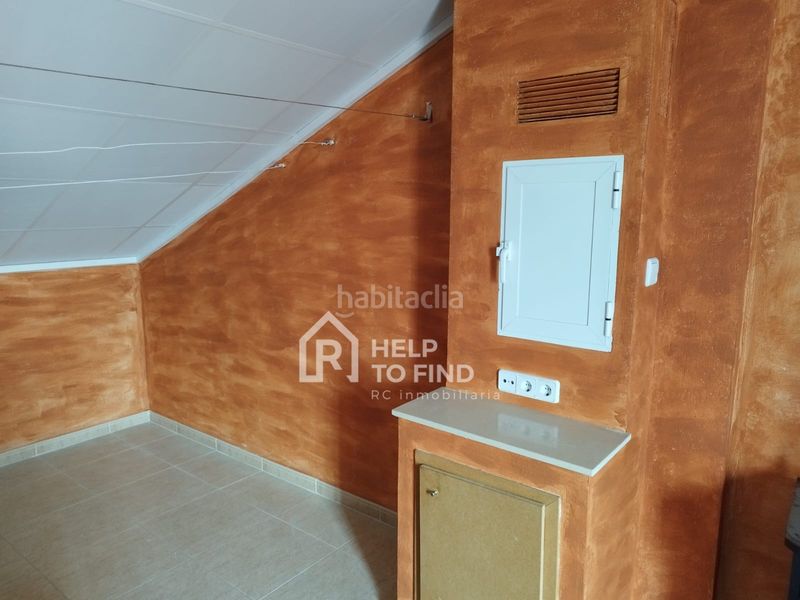 Foto e3b16a80-86c7-456d-89fa-8b5f2e03403f. Casa a schiera con parcheggio in Palma de Gandía