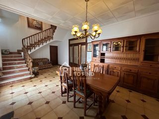 Casa in Palma de Gandía. Casa con cochera y gran patio interior