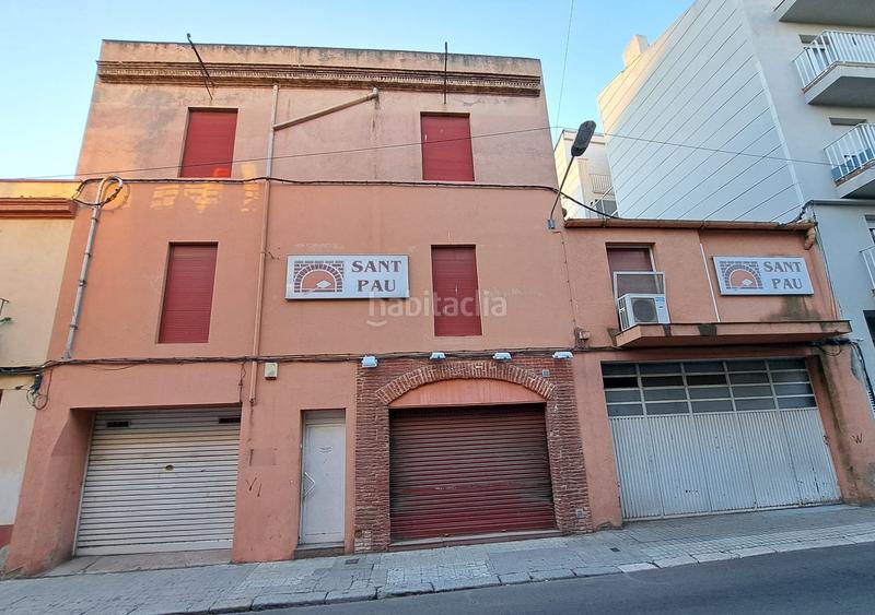 Foto 03bc0369-b0e8-407a-9253-fe49cac93741. Edifici a carrer sant pau 124 a Creu de la Mà Figueres