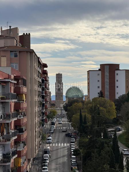 Foto 0fffc653-bea7-4e28-9669-8740be983bd3. Ático en venta ático con vistas privilegiadas en Eixample-Horta Capallera Figueres