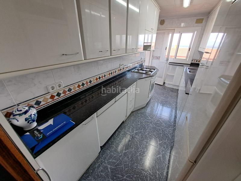 Foto 5a1b055f-3455-4f7b-ac65-677b09bde427. Ático en venta ático con vistas privilegiadas en Eixample-Horta Capallera Figueres