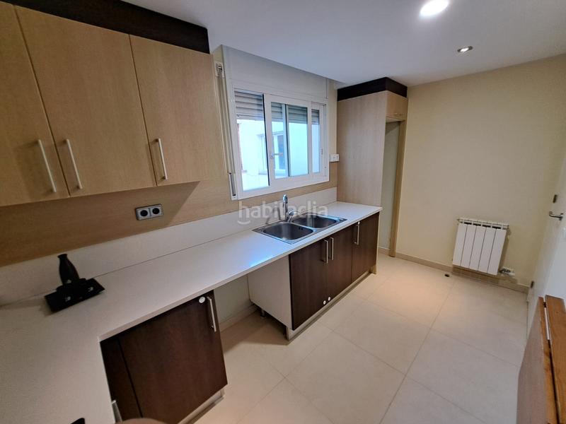 Foto 71aef033-e10c-4365-82e2-67c5ed027353. Dúplex  en venta en pleno centro en Creu de la Mà Figueres