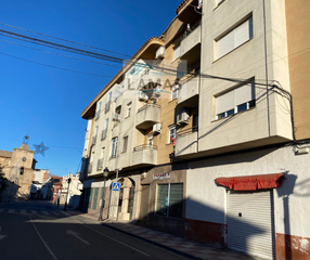 Appartement à N/a. Piso amueblado y amplio en talayuela