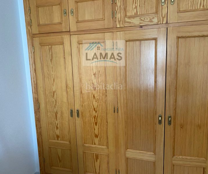 Foto 16e0665b-5ad9-4902-a10a-800305c2190a. Chalet exclusivo chalet con jardín y piscina en Talayuela