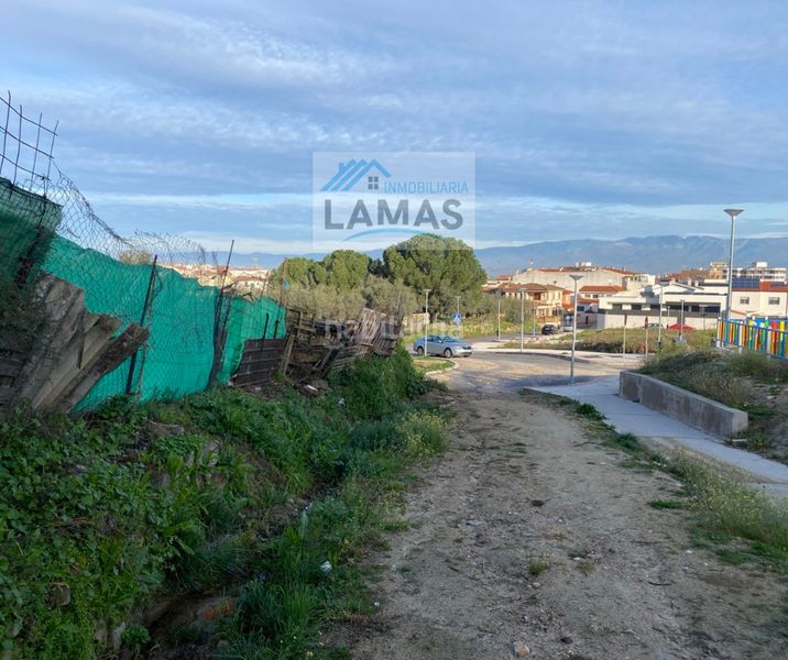 Foto 1490517a-b544-43af-93eb-e52e699f697d. Residential plot in n/a in Navalmoral de la Mata