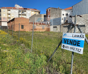 Terreny residencial a N/a. Solar céntrico divisible en talayuela