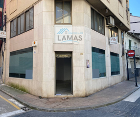 Local commercial à N/a 37. Local comercial céntrico en navalmoral
