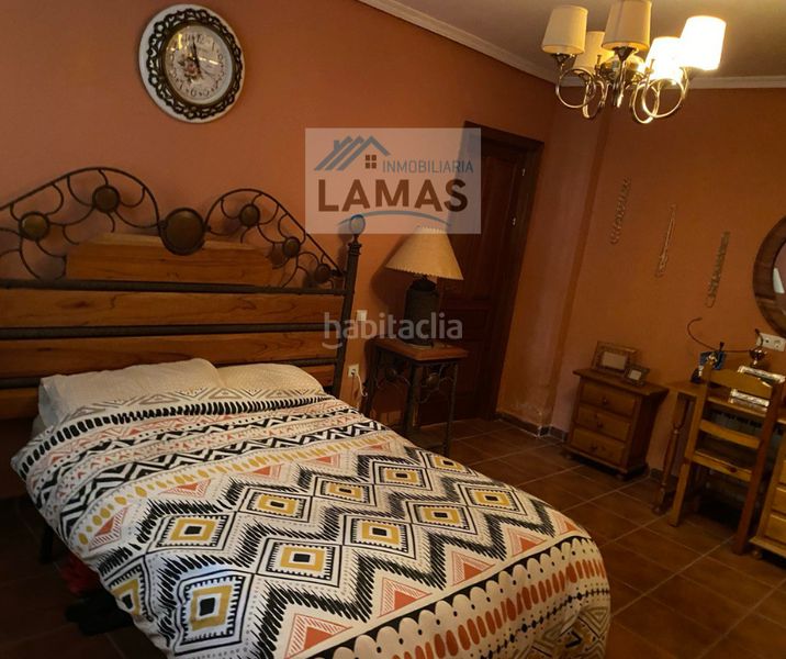 Foto a90538ee-7c17-46ef-8e8c-f92b205988e3. Chalet in calle puerto madero 20 in Navalmoral de la Mata