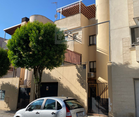 Chalet à Ronda sur 55. Chalet independiente en ronda sur de navalmoral de la mata