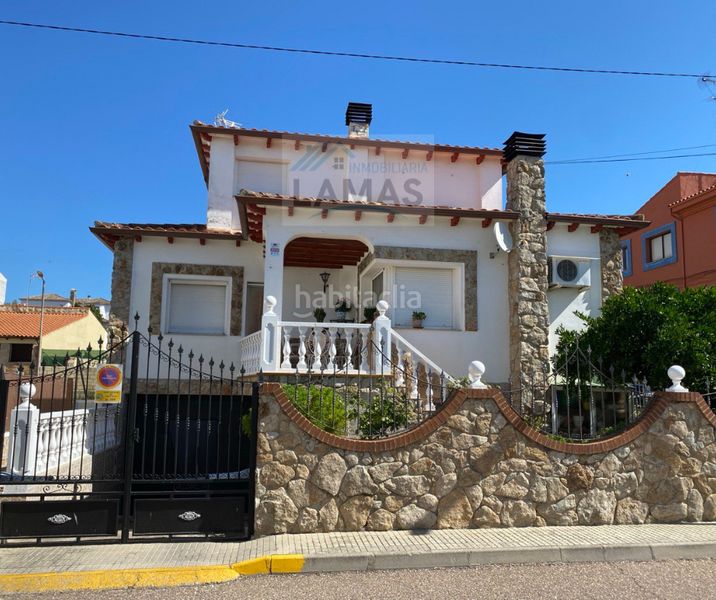 Foto 4271f436-bdb5-4403-8024-92c6fb7cbaa0. Casa in calle don manuel bermejo 5 in Talayuela