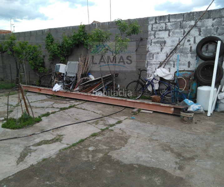 Foto 128e5263-ac48-482f-8a3e-60e7baf053cd. Terrain résidentiel dans calle rio tajo 14 dans Saucedilla