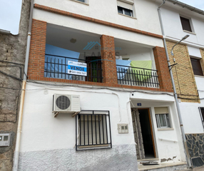 Maison à Calle las bodegas 31. Casa en bohonal de ibor