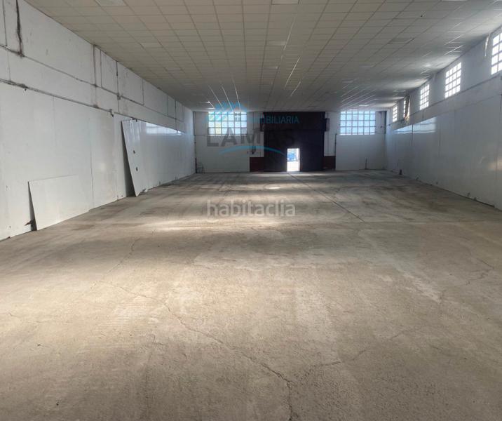 Foto c3b59ed9-3796-4ea6-b55a-4a80567efaf9. Fabrikhalle in Navalmoral de la Mata