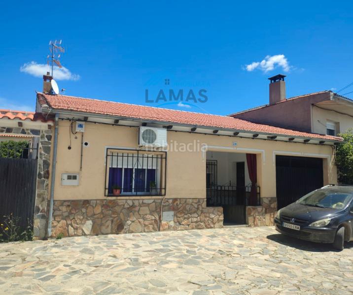 Foto 3dc24853-c68c-4187-93f1-91b391b9fd35. Casa en calle generalísimo 1 casa con patio y garaje en Carrascalejo