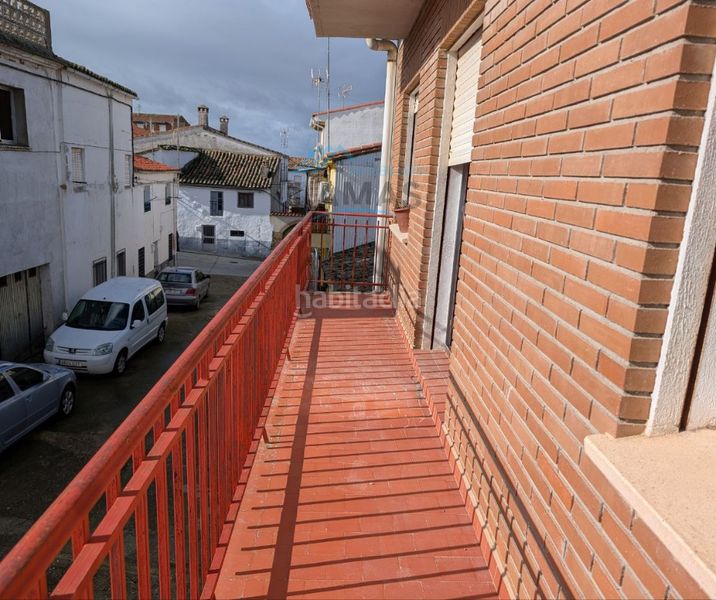 Foto 92c26b7d-8a5c-408a-b37c-52ecc16de216. Casa a plaza de los caños 3 a Peraleda de la Mata