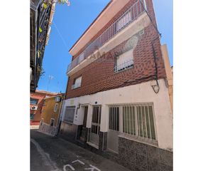 Maison  Calle amor 3. Casa con local en valdelacasa de tajo