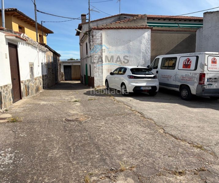 Foto 8f5a7fcc-6e7c-4b24-95e8-485c19030daa. Towny house in calle alameda 5 in Belvís de Monroy