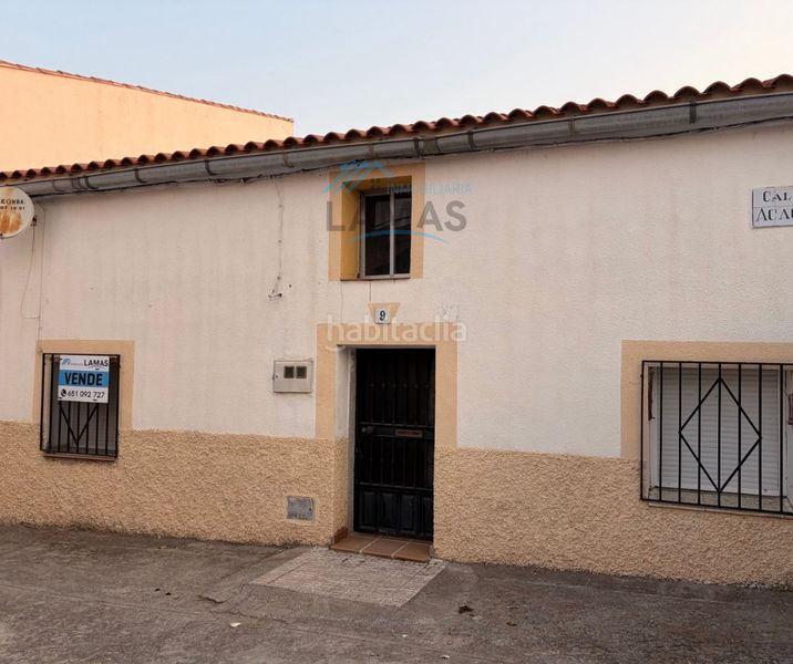 Foto 4d96a514-7d83-4785-a5bb-4849cc2a4072. Casa a calle acacia 9 a Casatejada